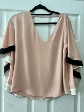 BCBGMaxAzria Blush Pink V-Neck Flutter Sleeve Blouse with Black & White Trim